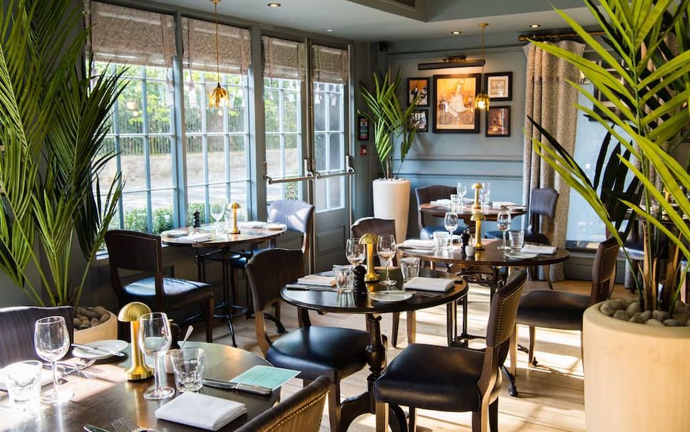 Restaurant Photo