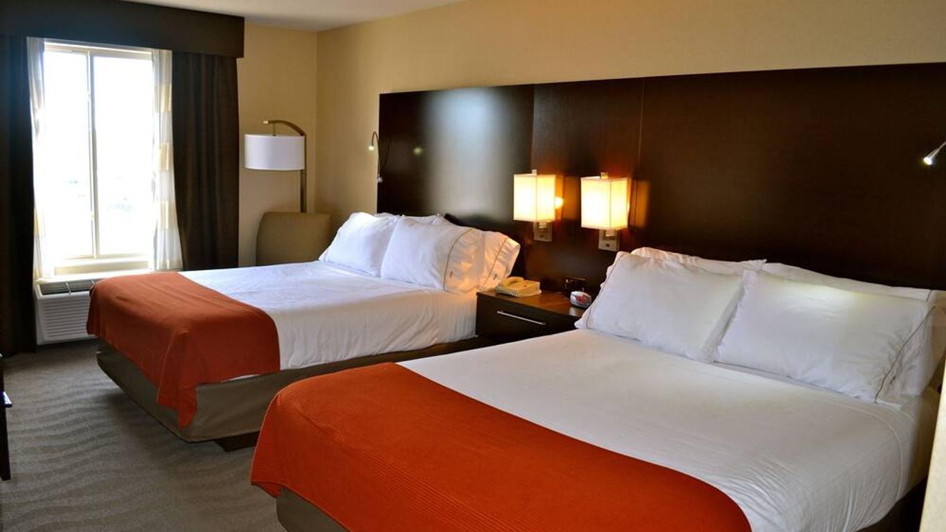 Holiday Inn Express Hotel & Suites Waterford, An IHG Hotel