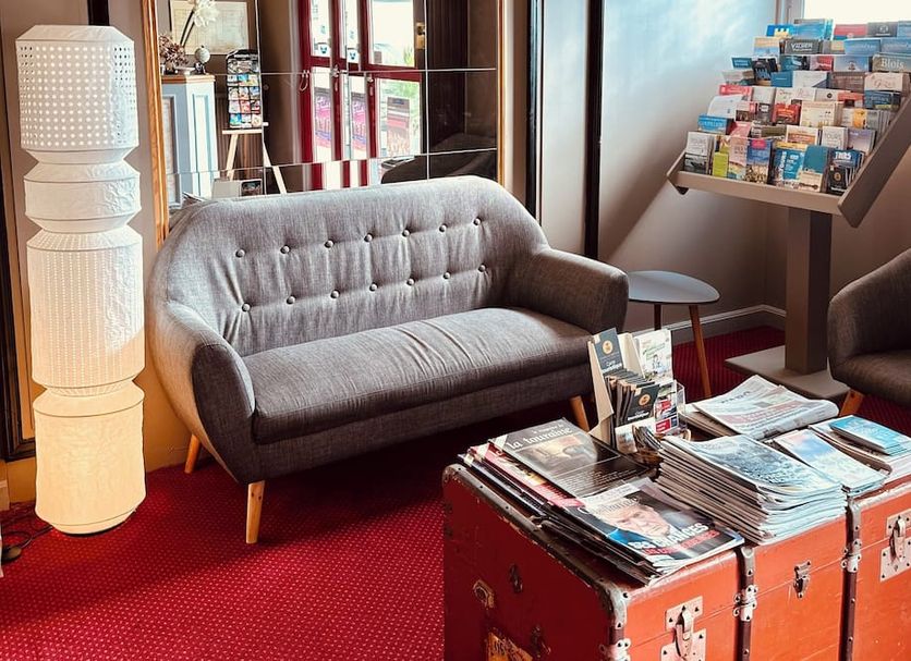 Lounge Photo