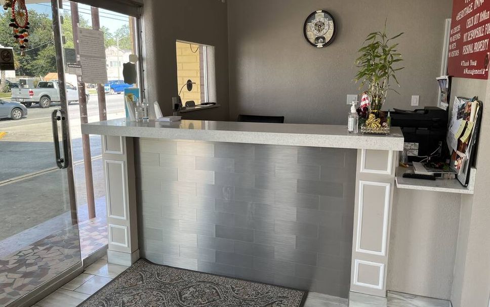 Front desk Photo