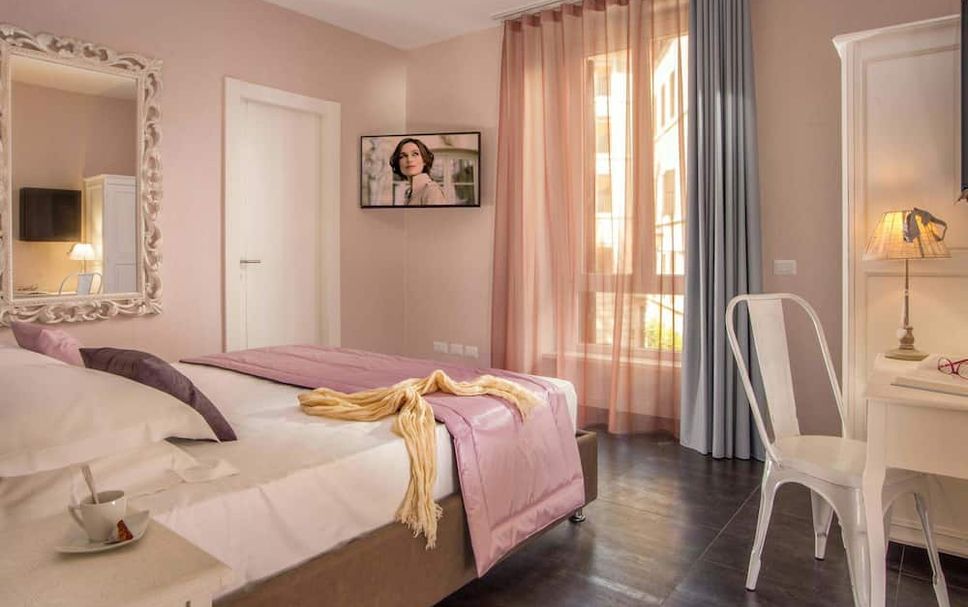 Bedroom Photo