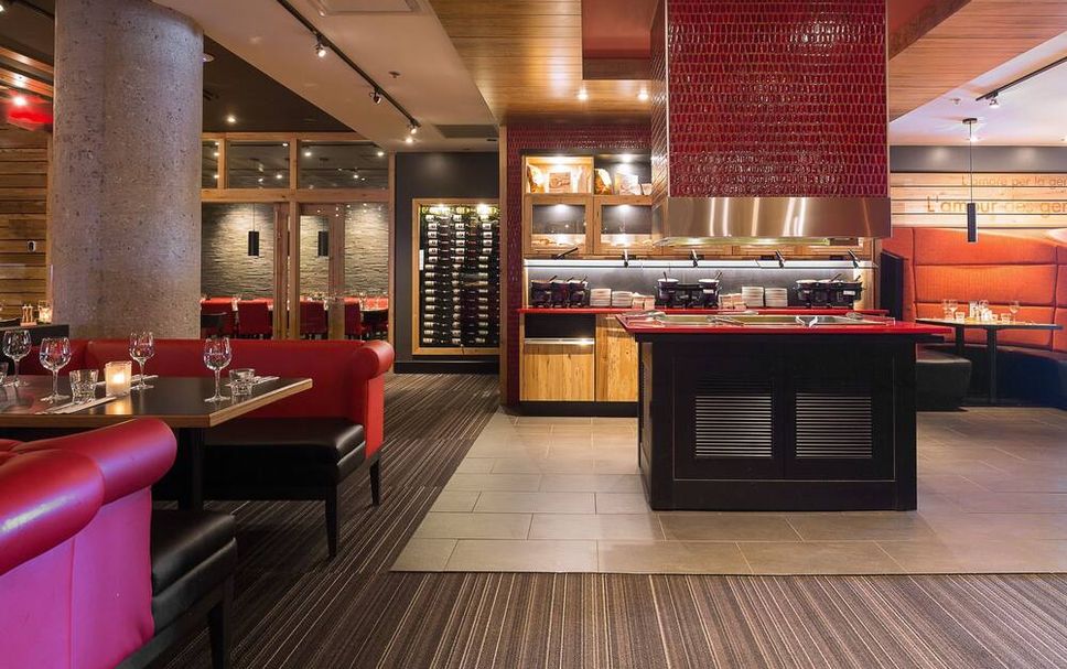 Restaurant Photo