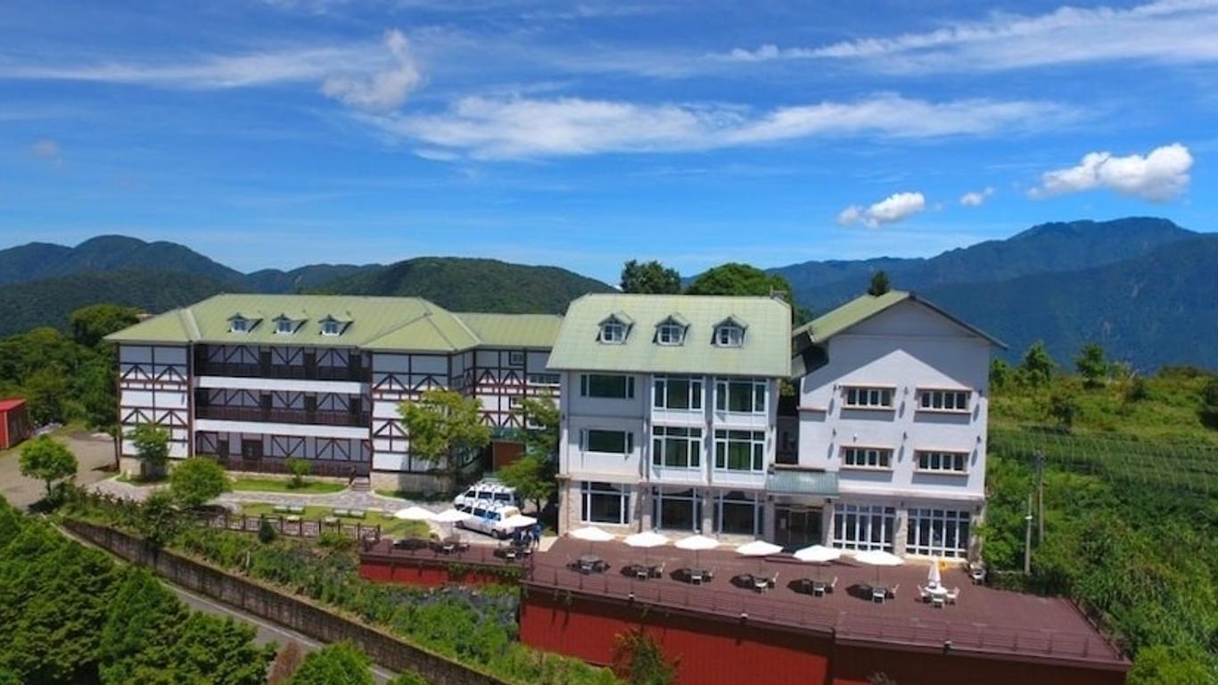 Junyue Resort