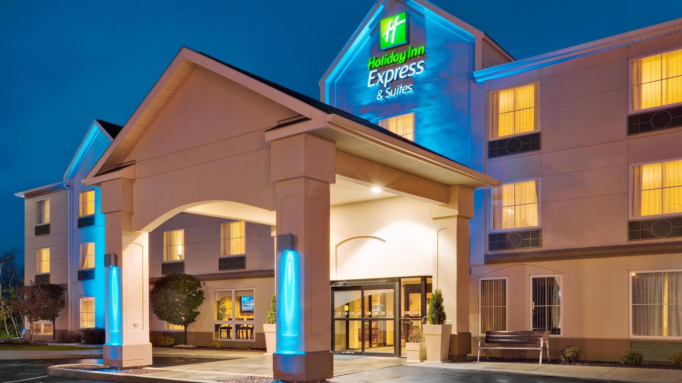 Holiday Inn Express Hotel & Suites Frackville