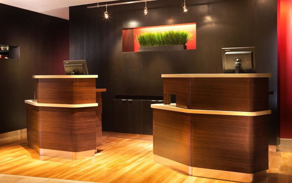 Front desk Photo