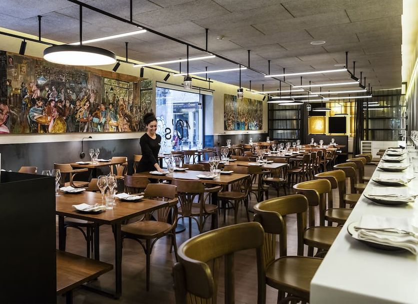 Restaurant Photo