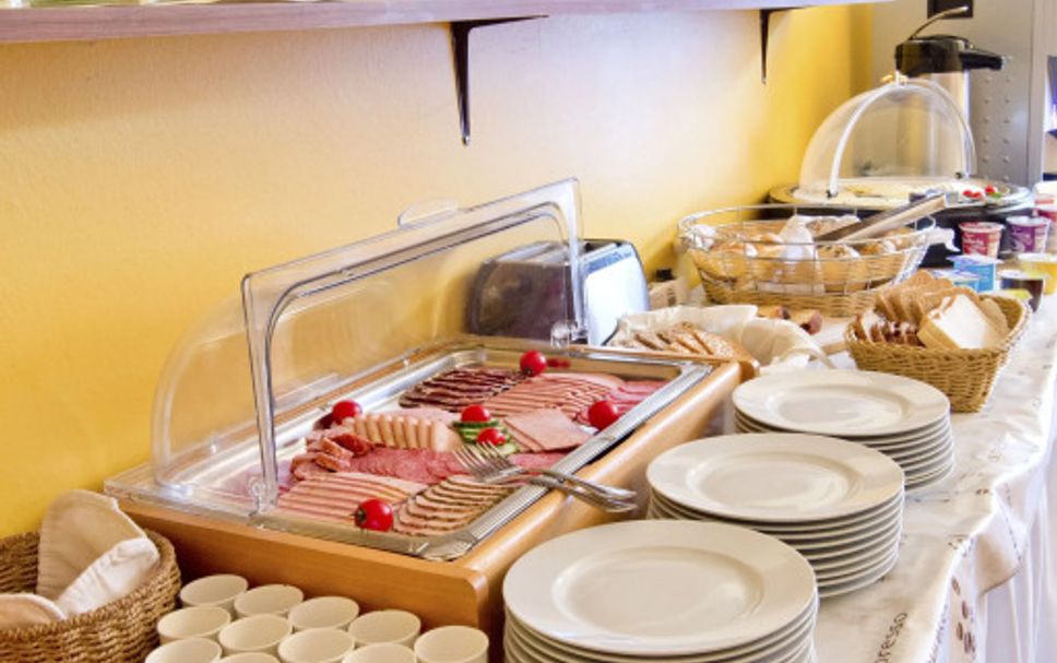 Buffet Photo