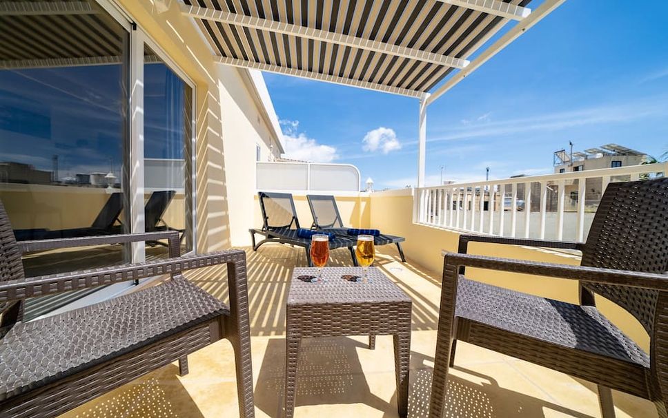 Balcony Photo