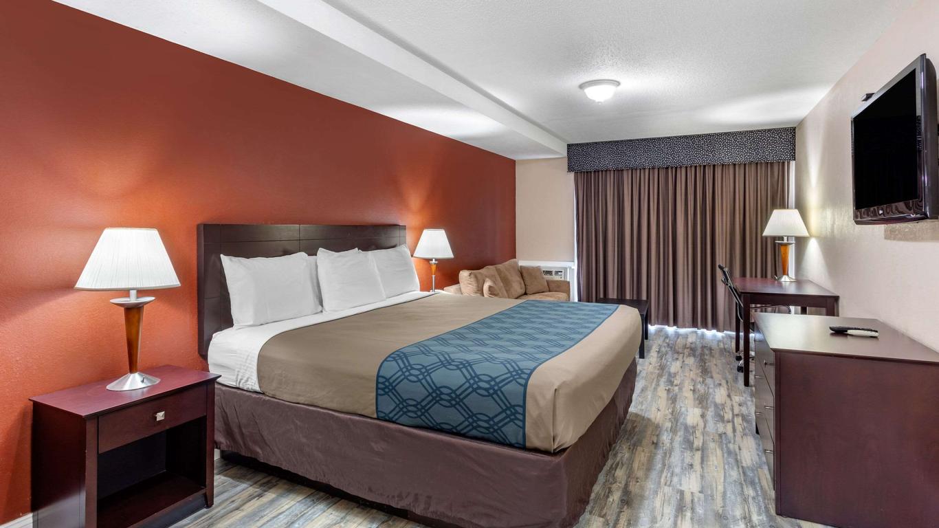 Econo Lodge Inn and Suites Old Saybrook - Westbrook
