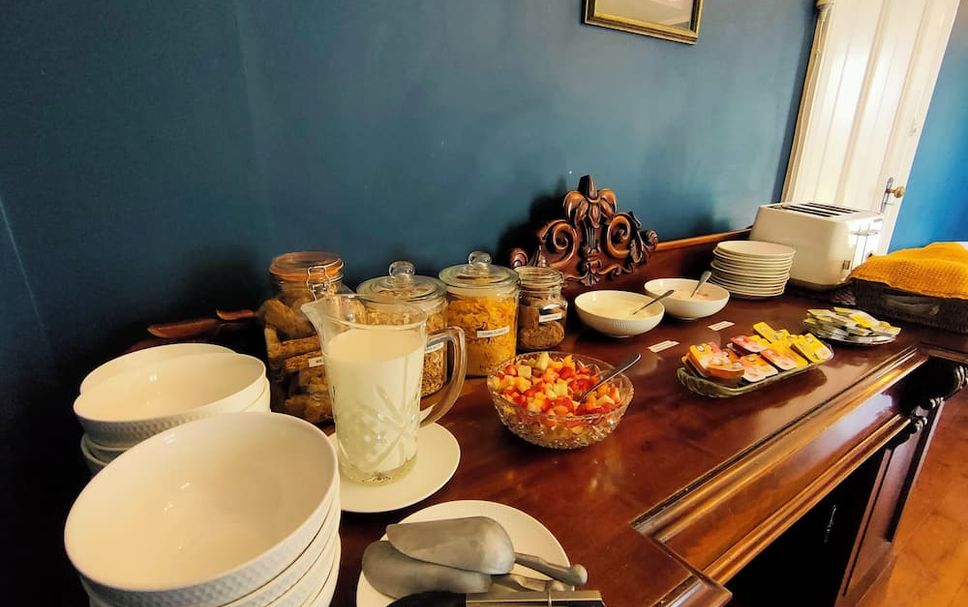 Buffet Photo