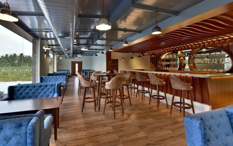 Bar Photo