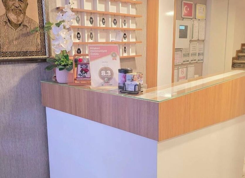 Front desk Photo