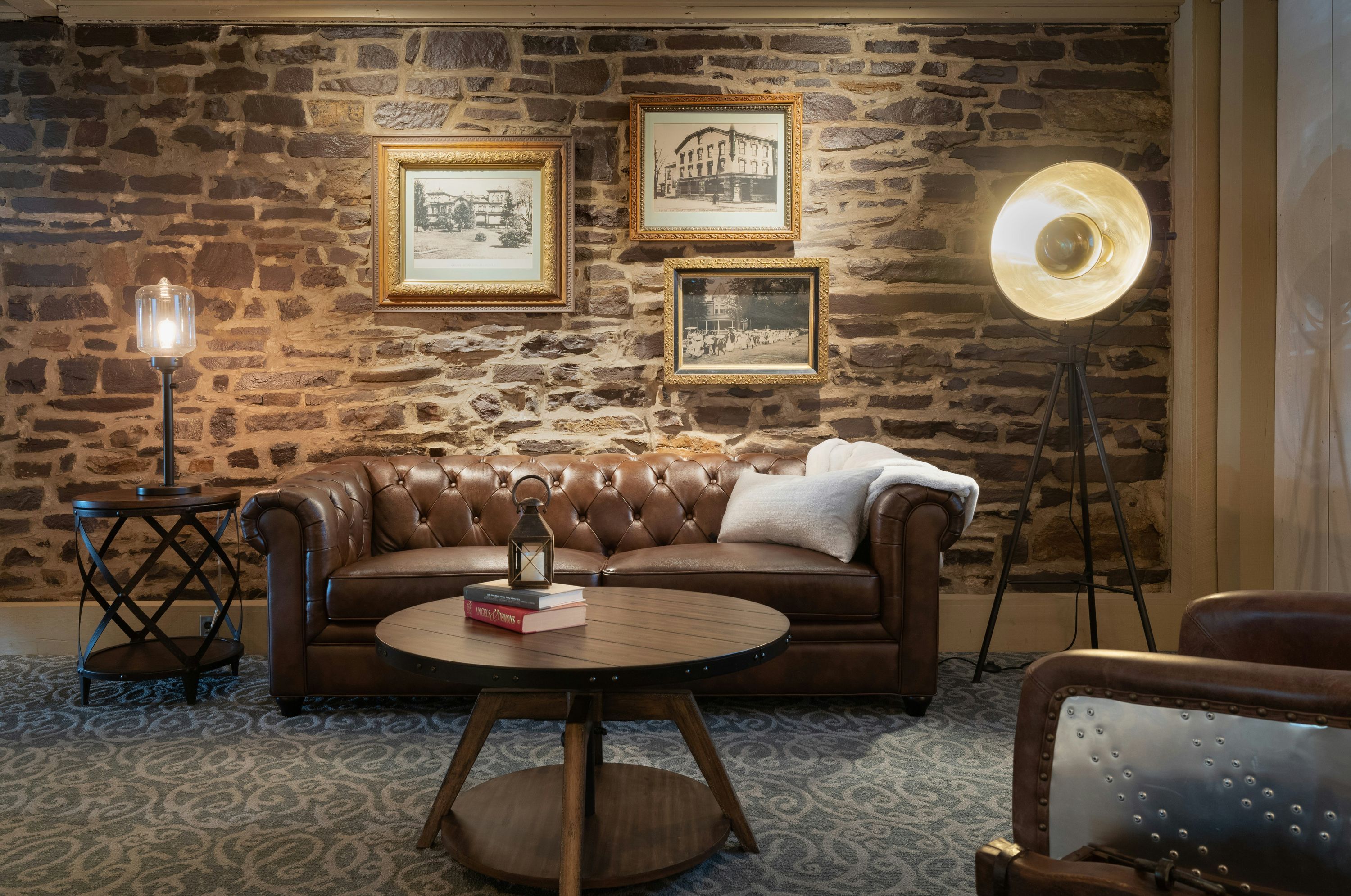Lounge Photo
