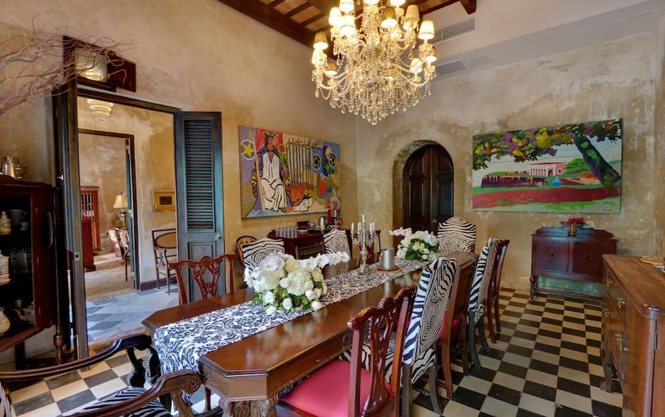 Dining room Photo