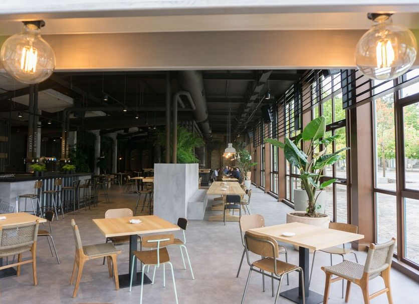 Restaurant Photo