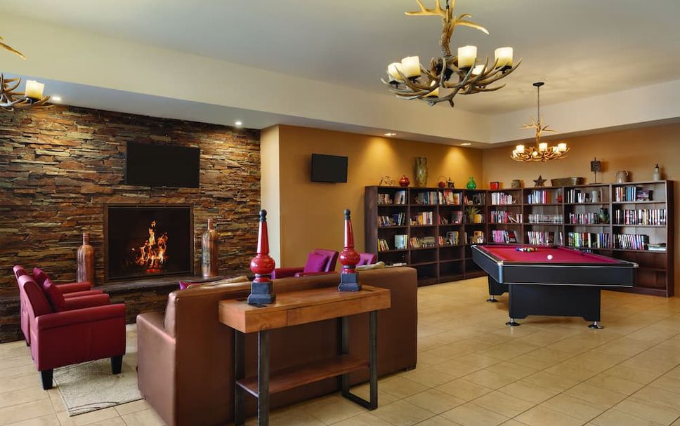 Lounge Photo