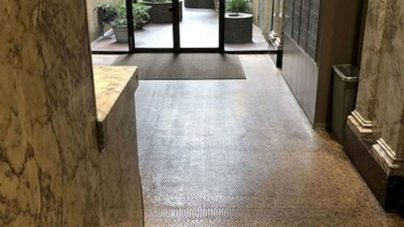 Washington Plaza Apartments, Portland