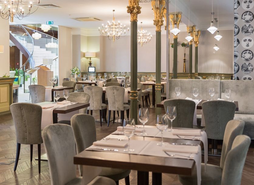 Restaurant Photo