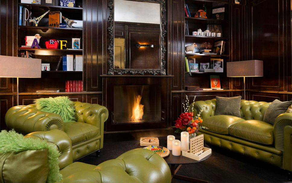 Lounge Photo