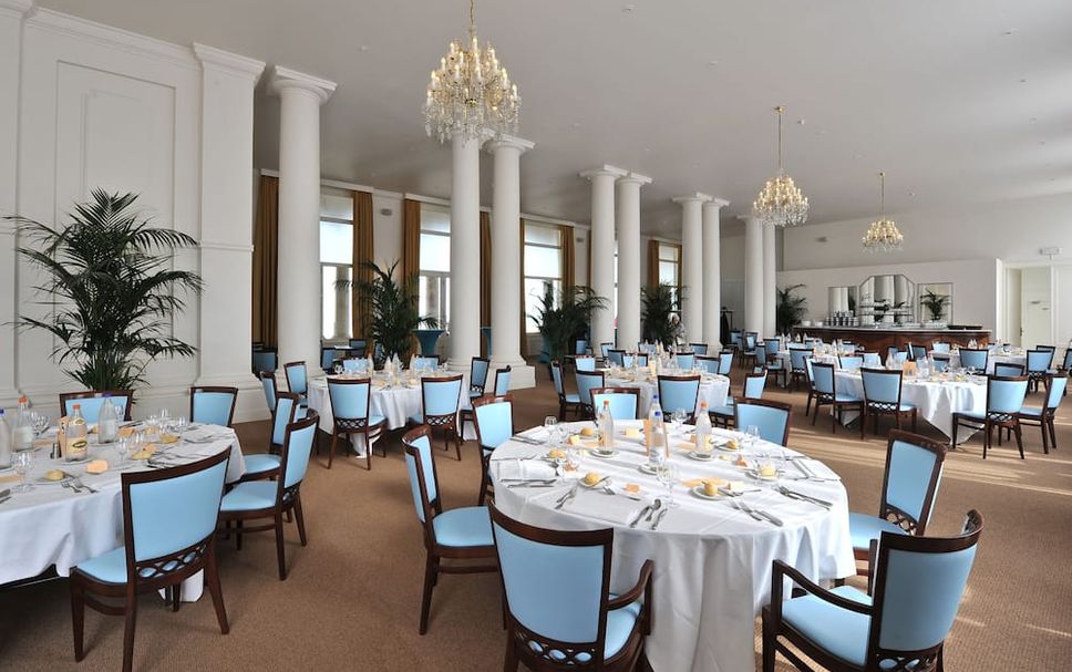 Banquet hall Photo