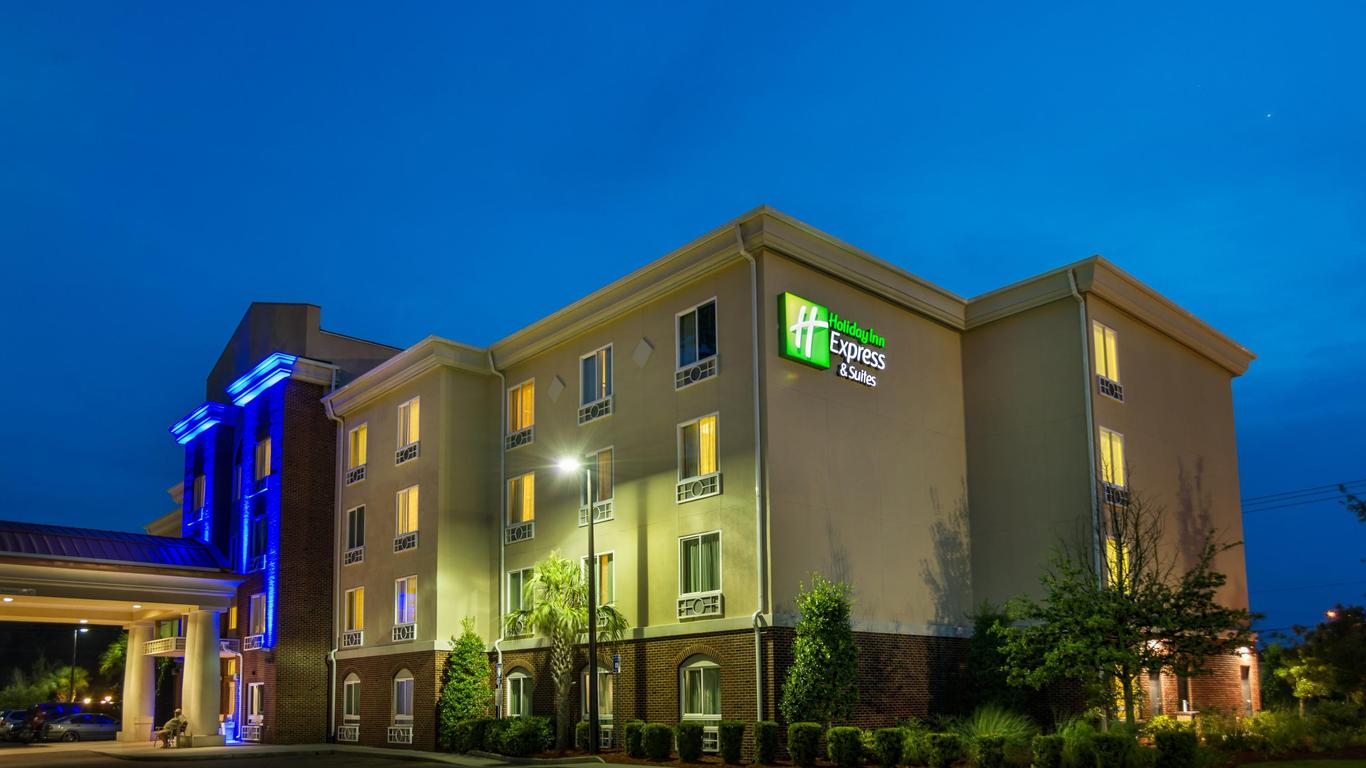 Holiday Inn Express & Suites Savannah - Midtown