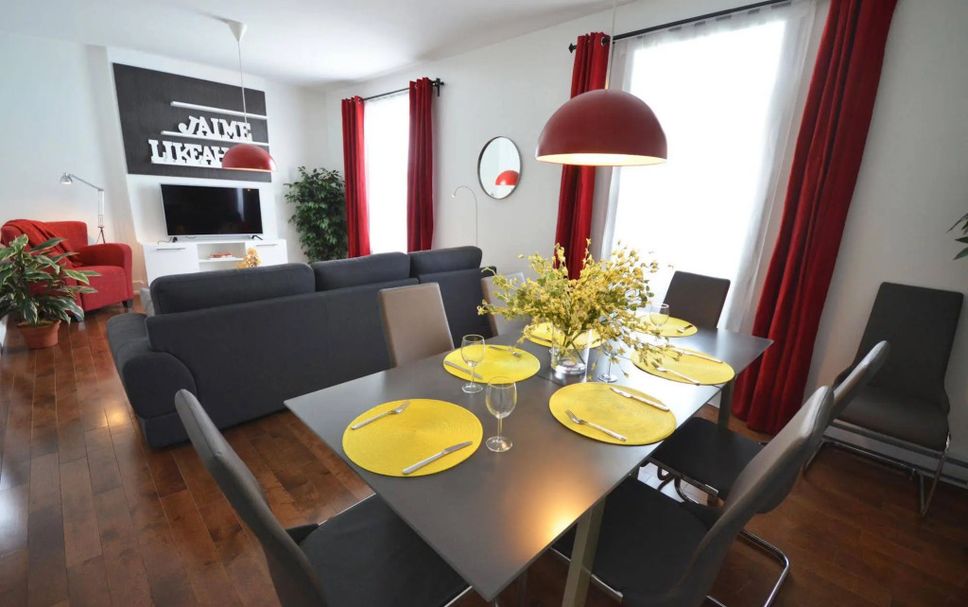 Dining room Photo