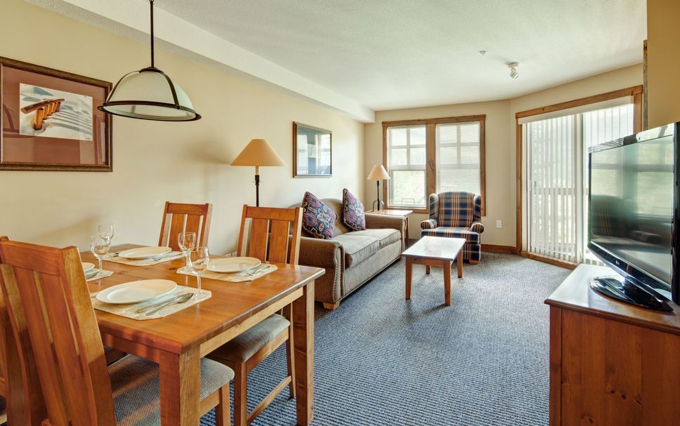 Dining room Photo