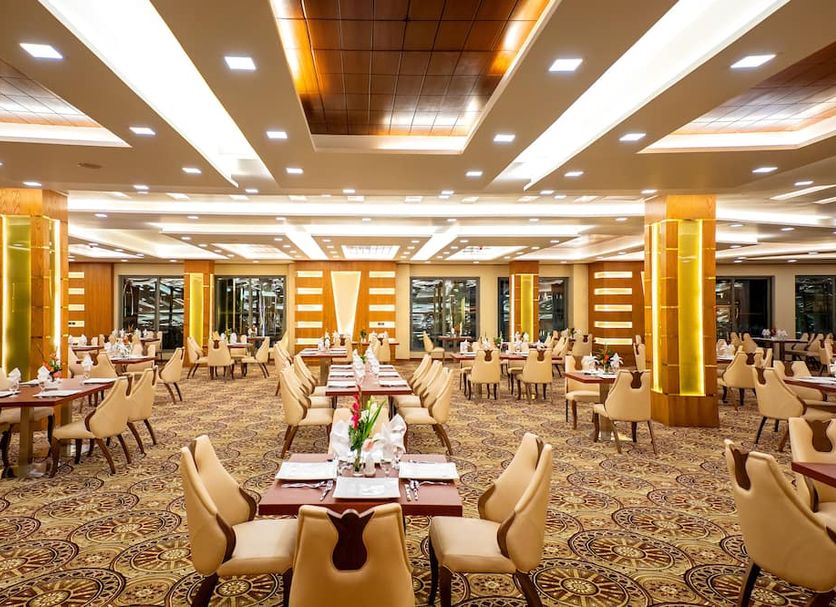 Banquet hall Photo