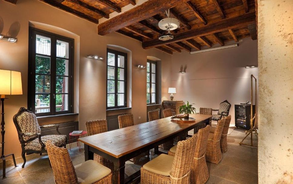 Dining room Photo