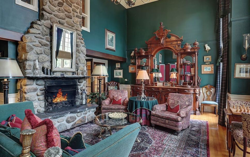 Lounge Photo