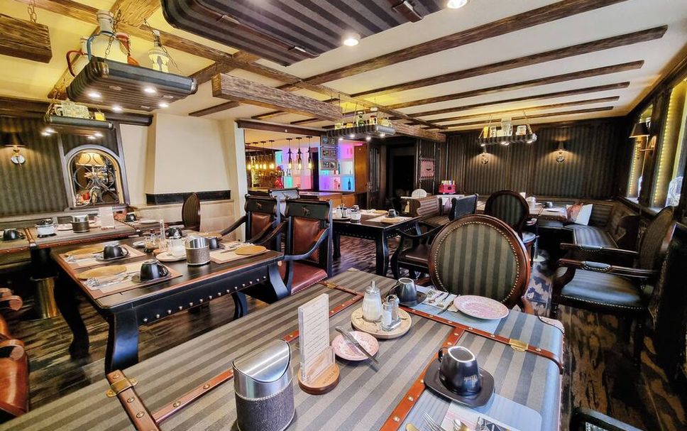 Restaurant Photo