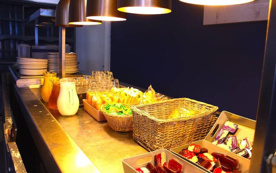 Buffet Photo