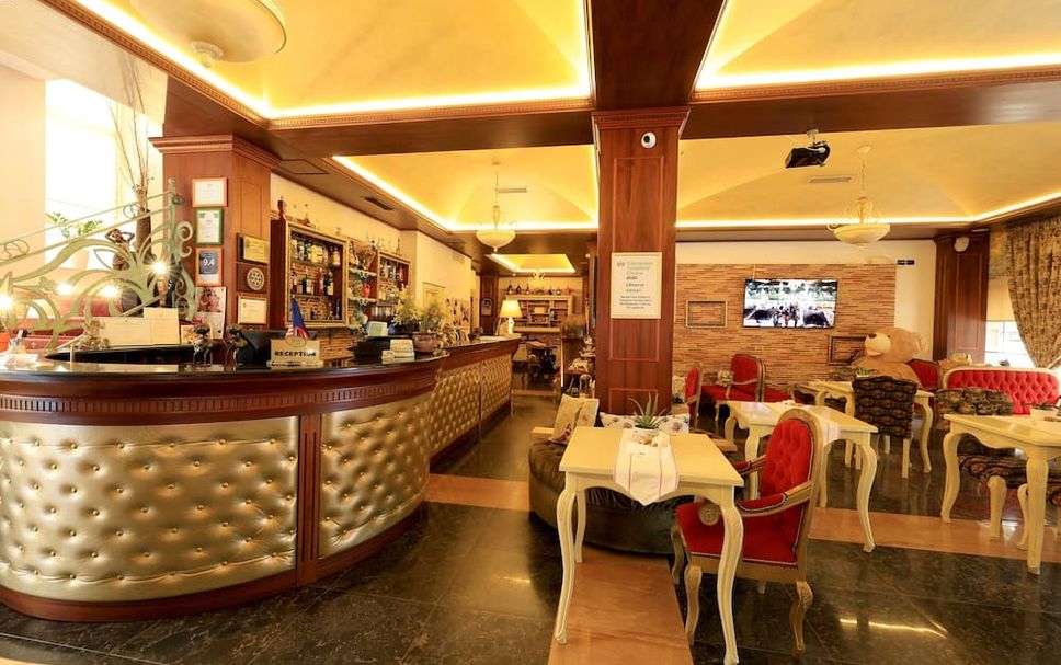Bar Photo