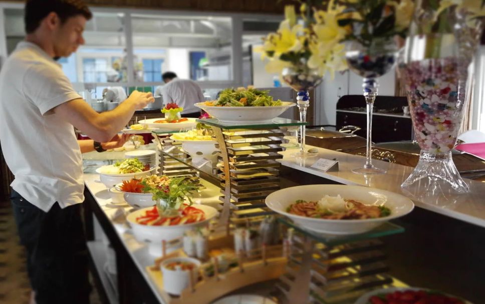 Buffet Photo