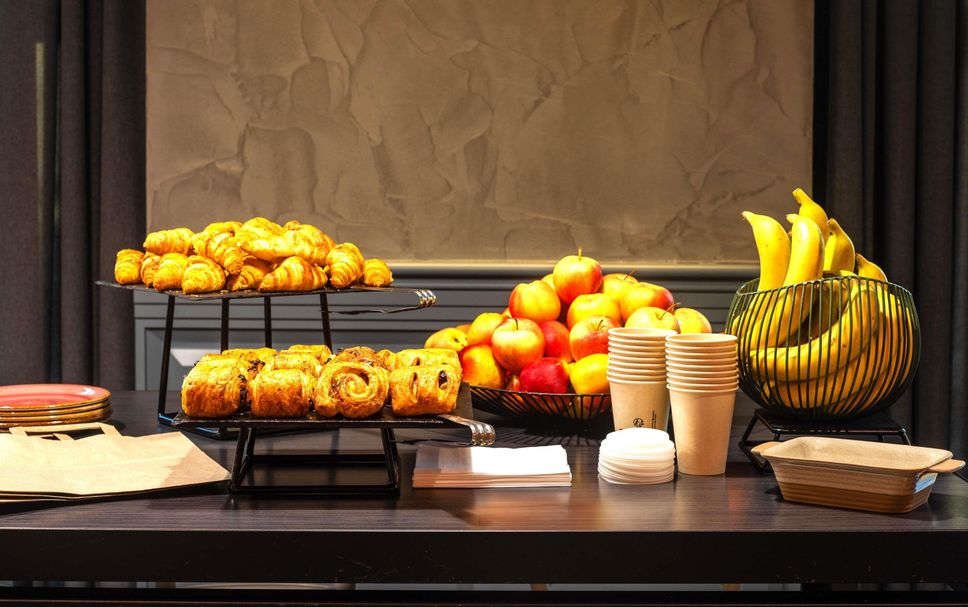 Buffet Photo