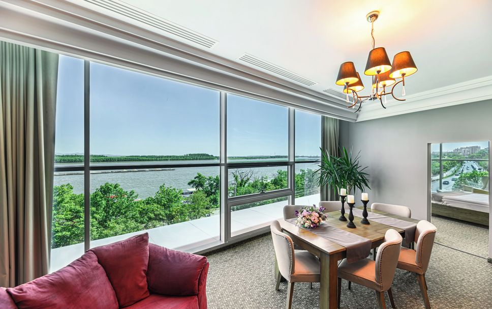 Dining room Photo