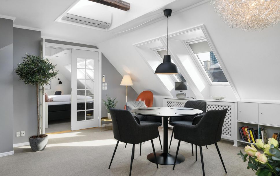 Dining room Photo
