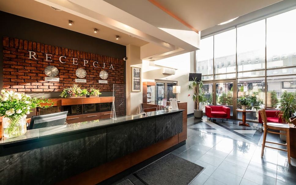 Front desk Photo