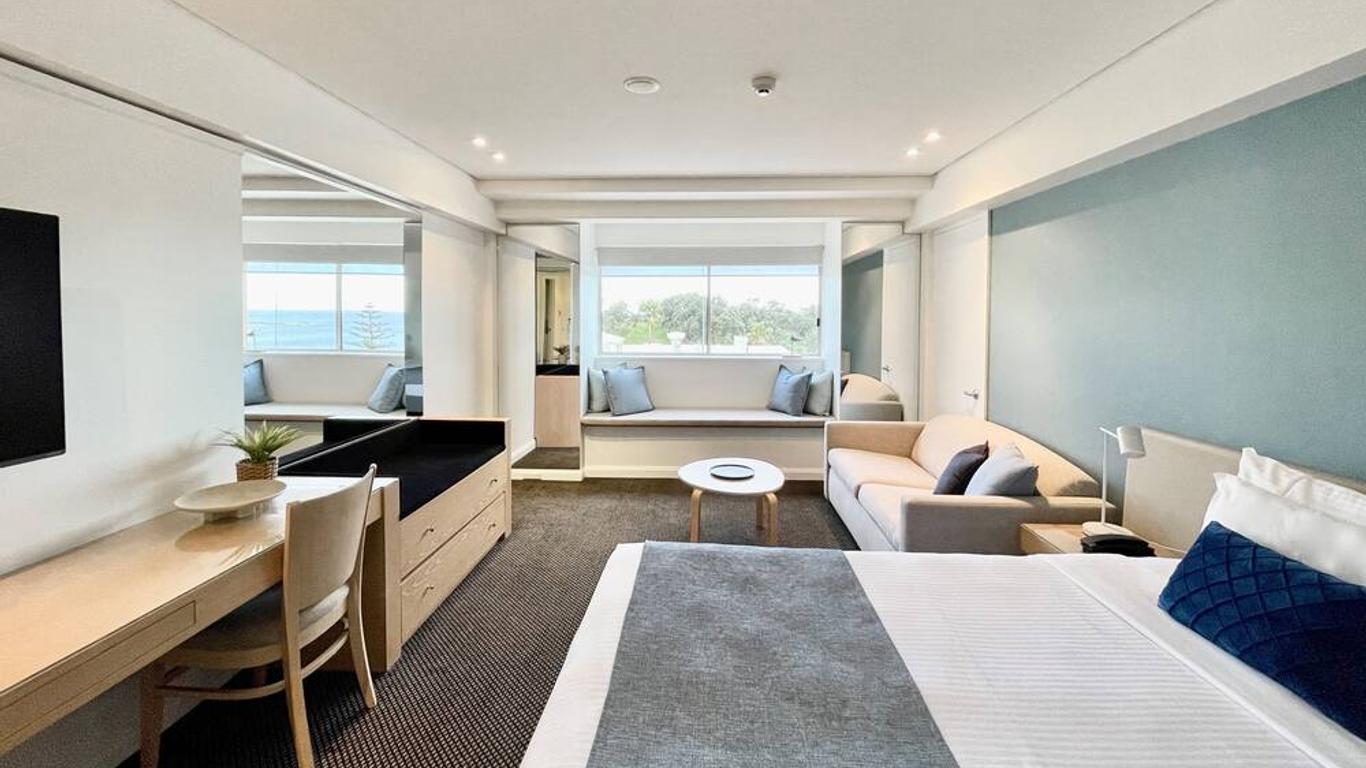 Coogee Sands Hotel & Apartments