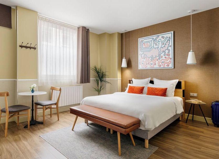 Bedroom Photo