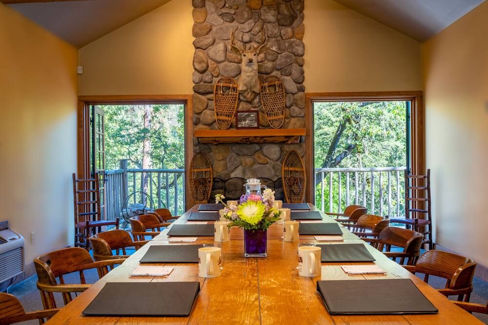 Dining room Photo