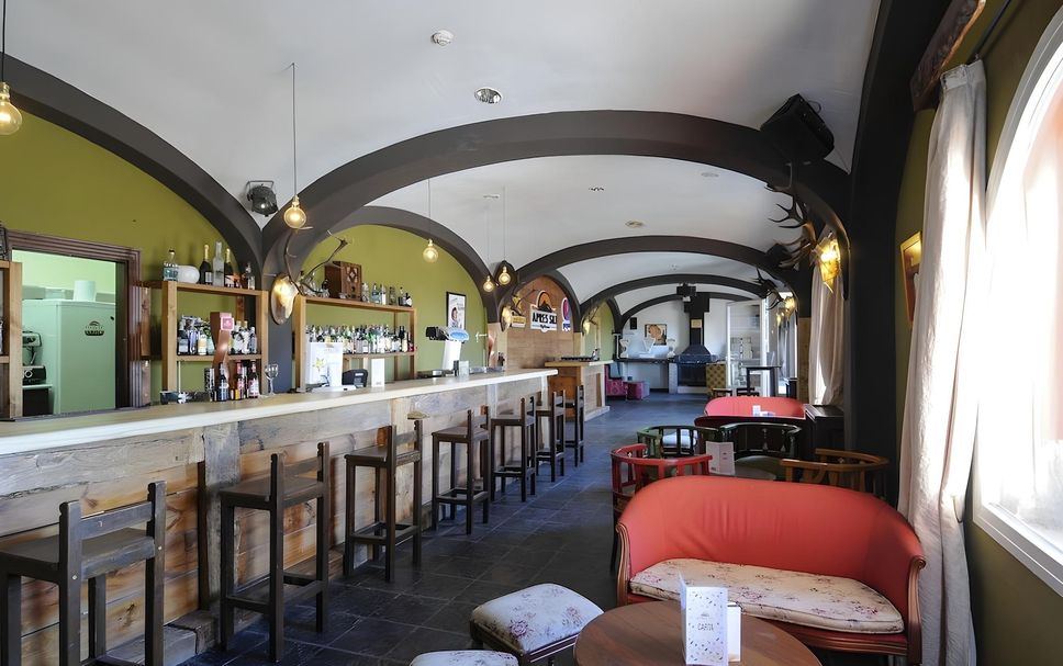 Bar Photo