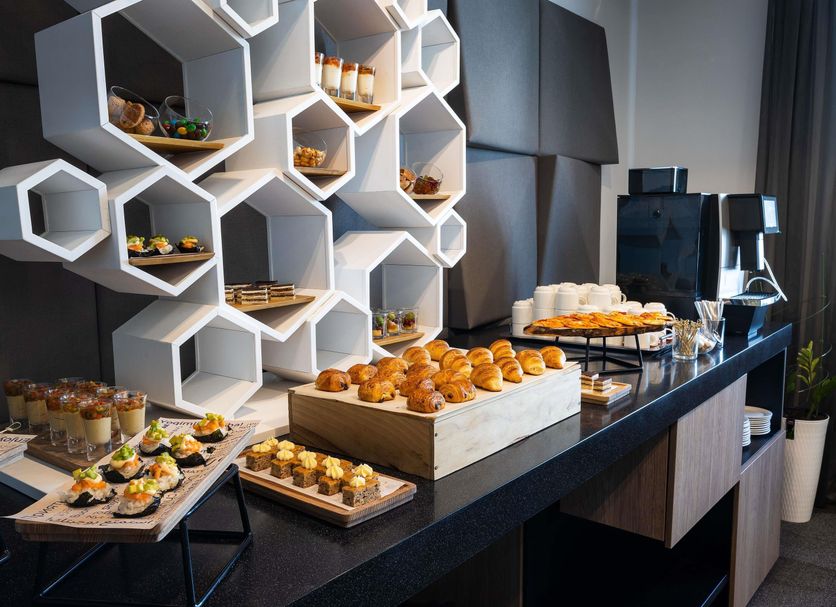 Buffet Photo