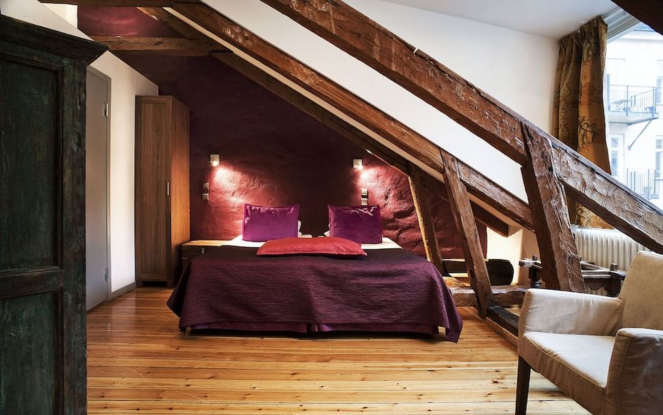 Bedroom Photo