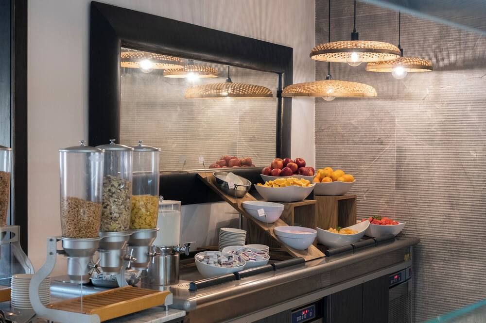 Buffet Photo