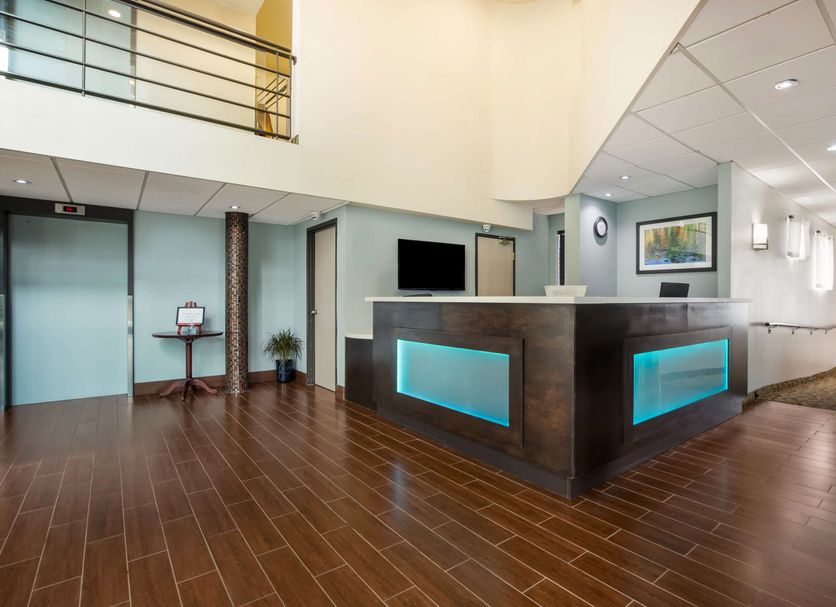 Front desk Photo