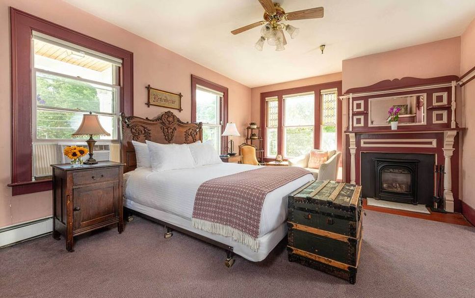 Bedroom Photo