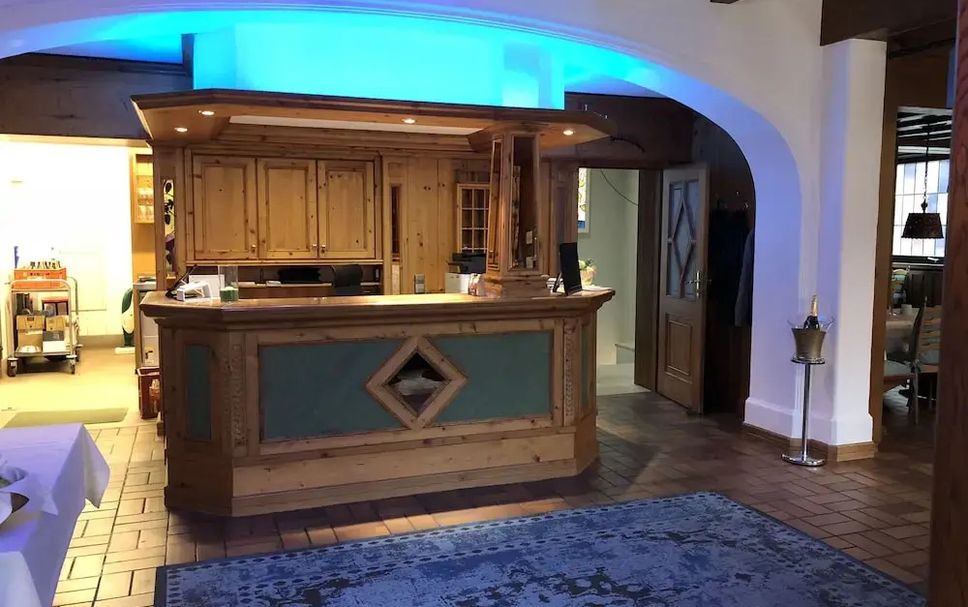 Front desk Photo
