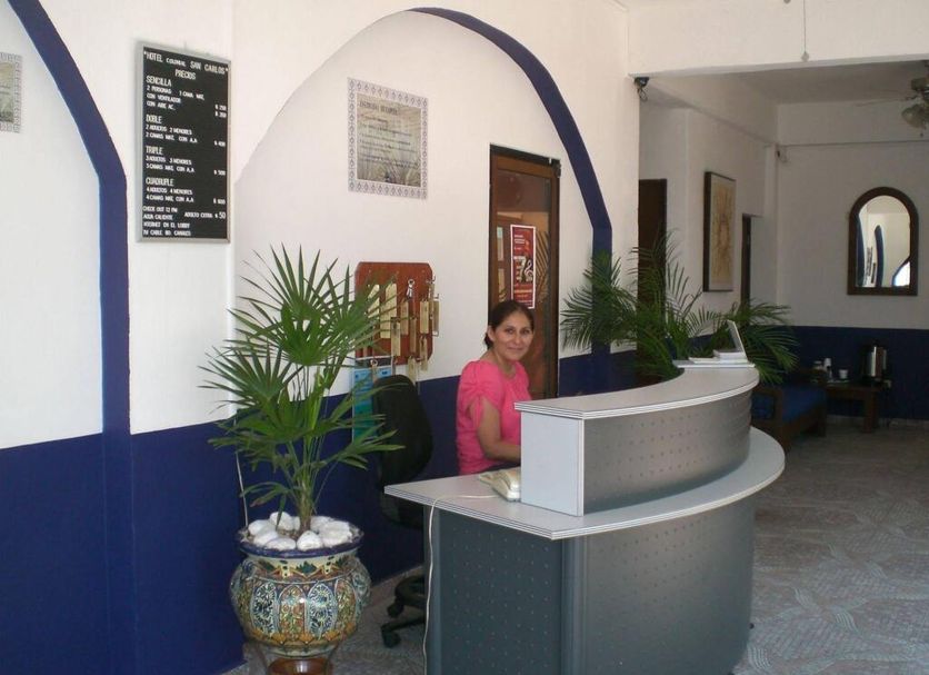 Front desk Photo