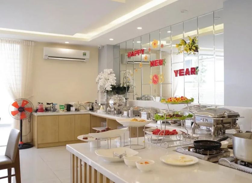 Buffet Photo